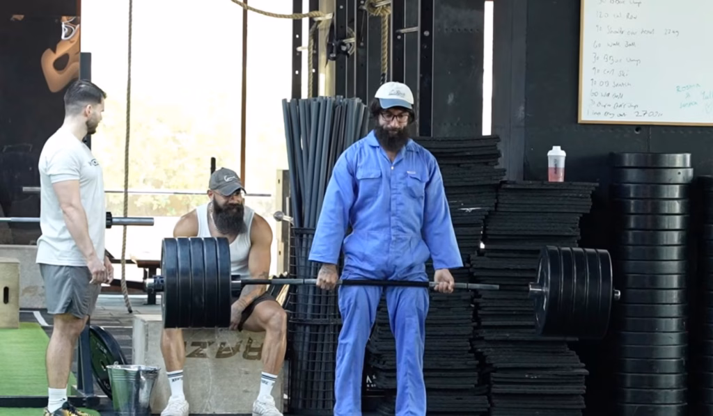One of the gym-goers Anatoly challenges to a deadlift in the video