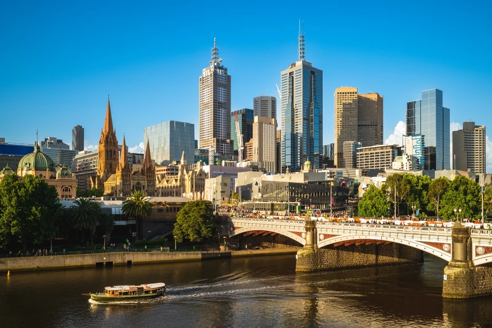 HYROX Melbourne 2026: dates, schedule, tickets and how to get ready